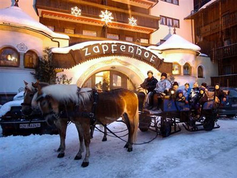 Hotel Landgut Zapfenhof Zellbergeben Exterior foto